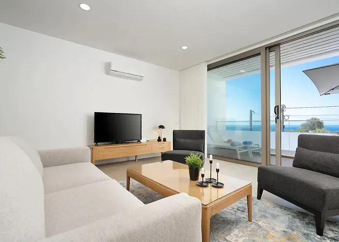 Hibisco Is A Modern Apartment, 5min Walk To 公寓 Luz